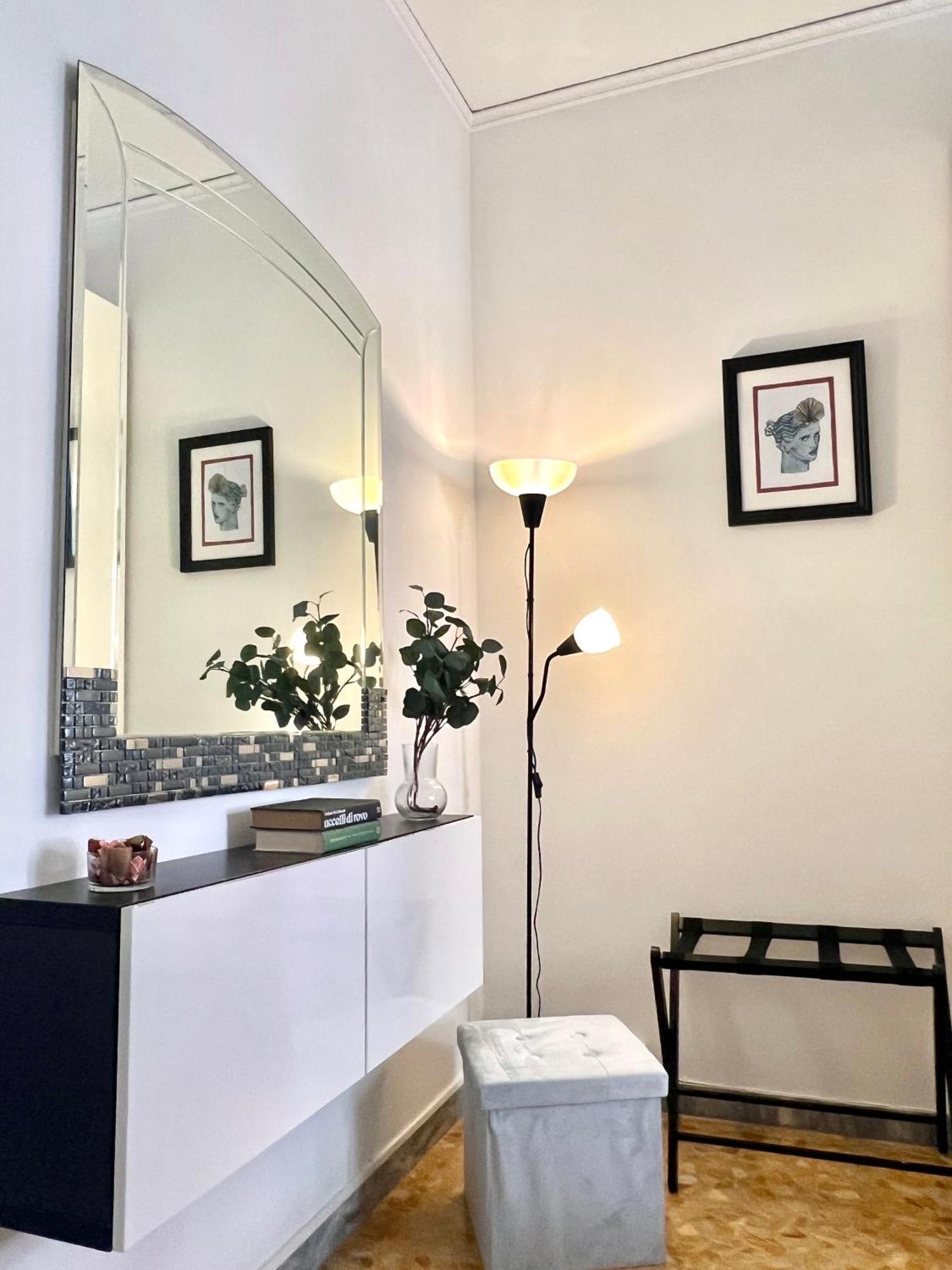 Appia Antica Apartment, Subway, Near Colosseum, Design & Comfort, Balcony Apartment Rome