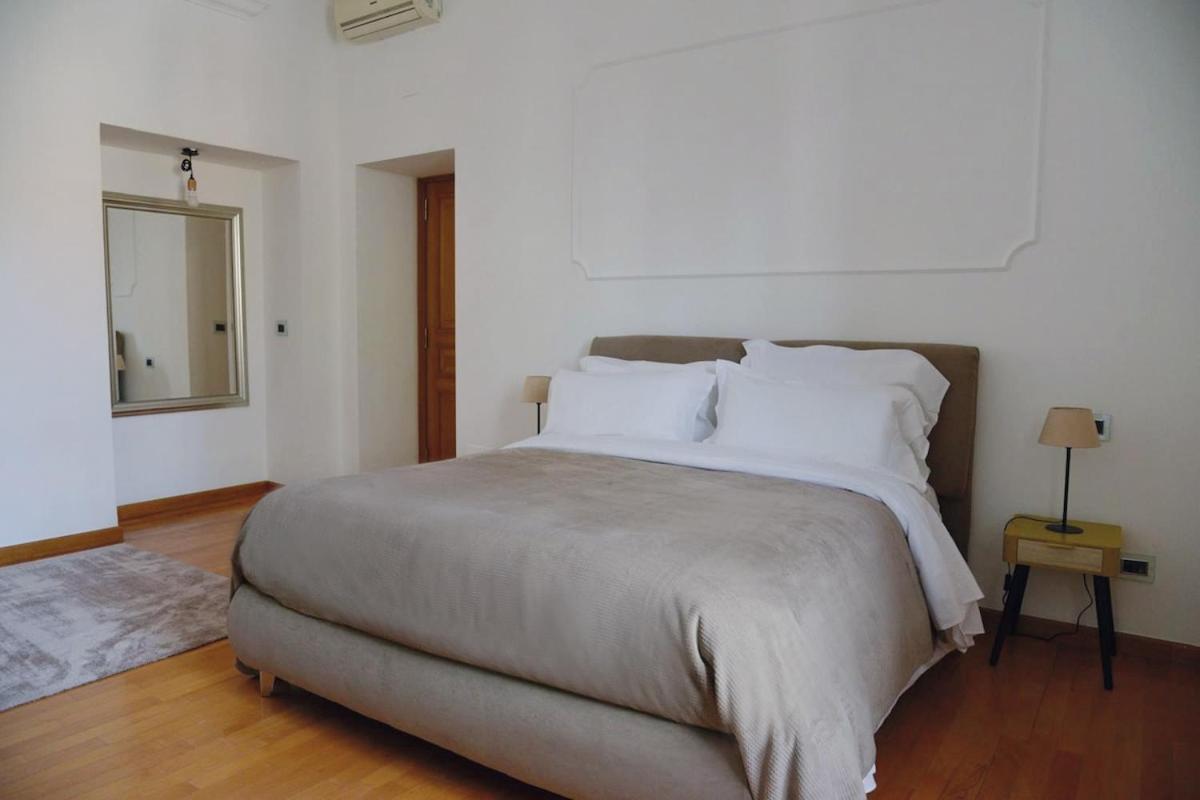 Apartment Casa Iulia - Raffinata Dimora Nel Cuore Di