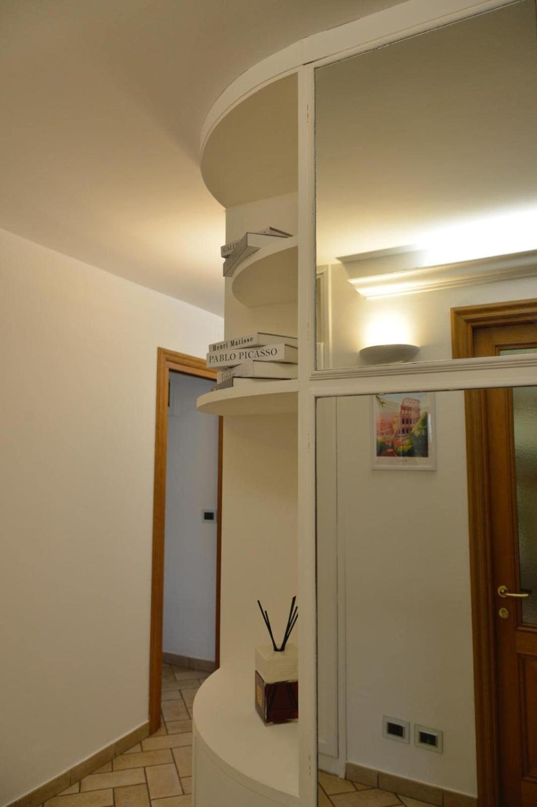 Apartment Casa Iulia - Raffinata Dimora Nel Cuore Di