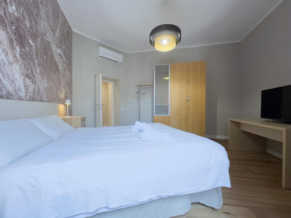 Casa Dei Cervi Rome