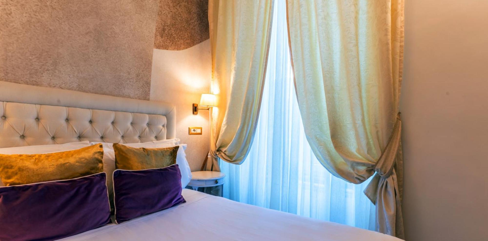 Le Clarisse Pantheon 3* Rome