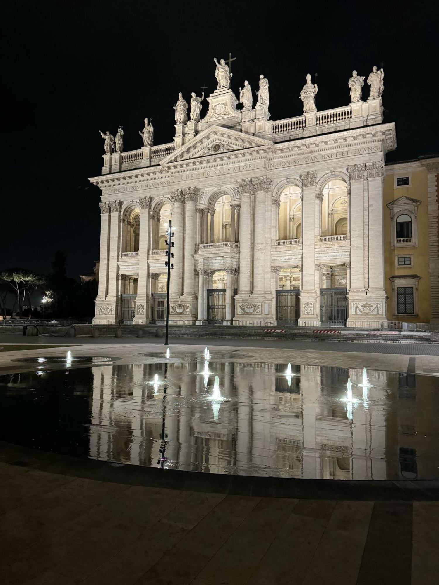 Cozy Saint John Roma