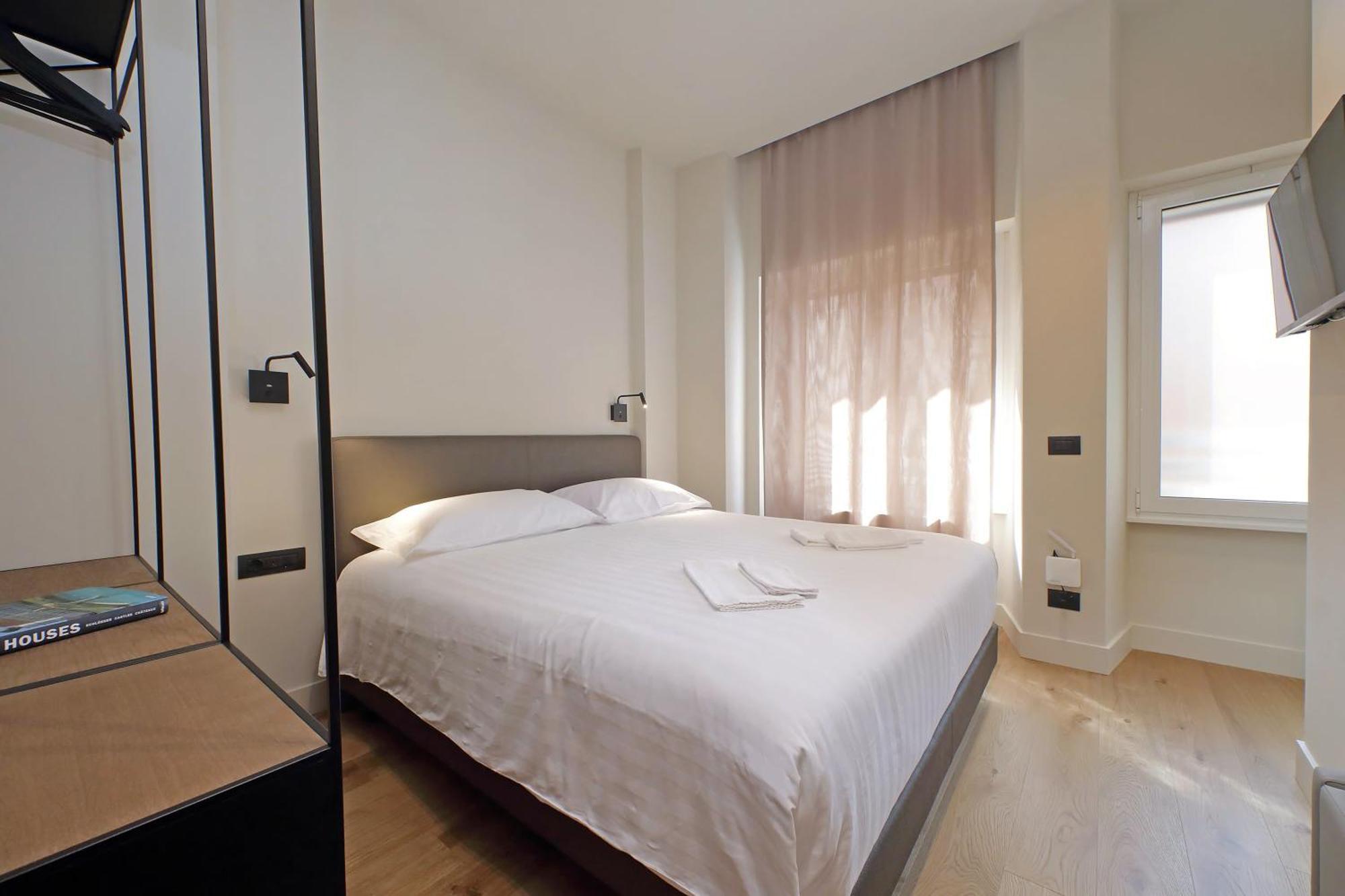 Guest house The Place Gallia Rome