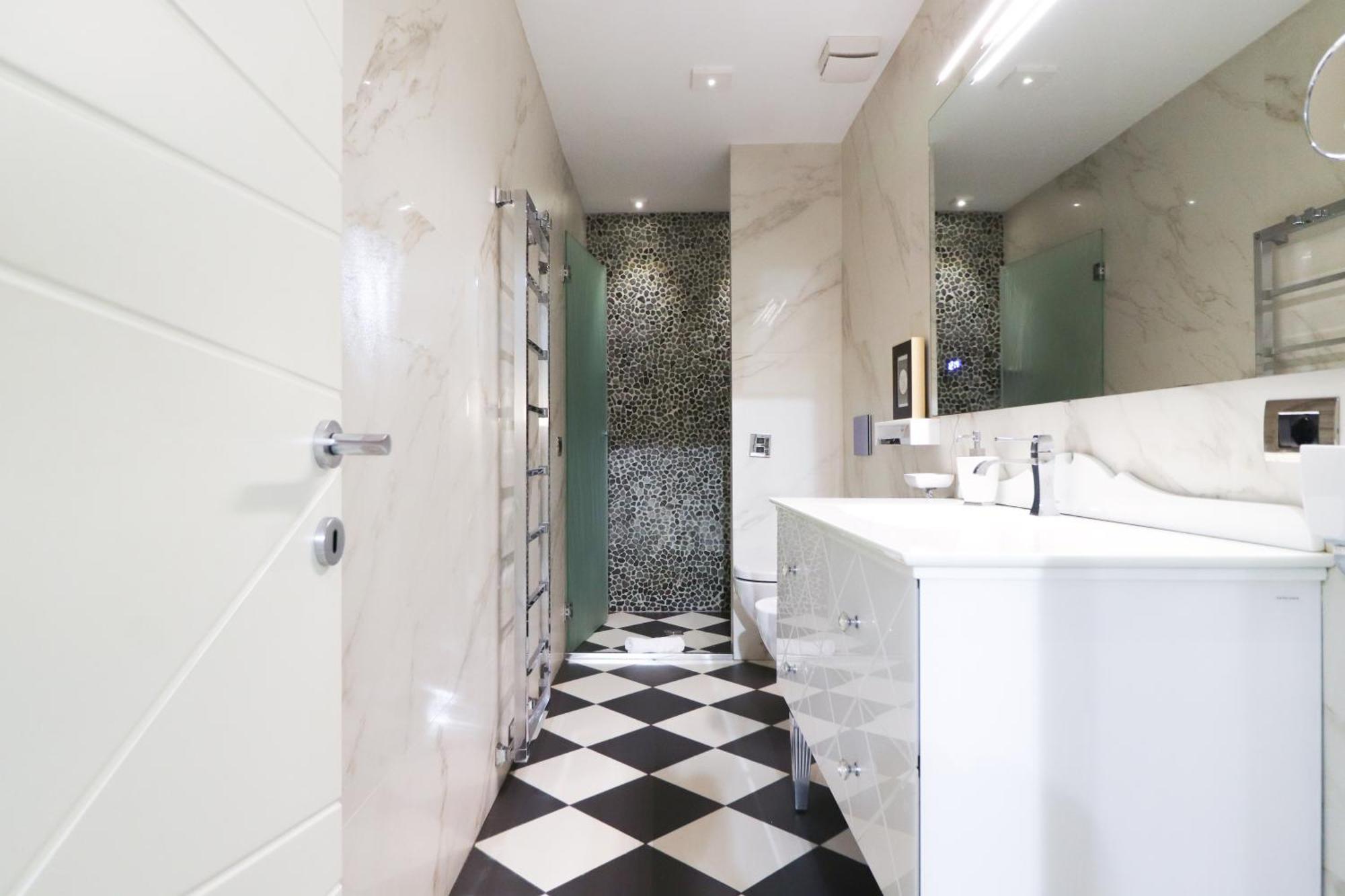 Flora- Loft Luxury - Tra Colosseo E Santa Maria Maggiore - Metro Apartment