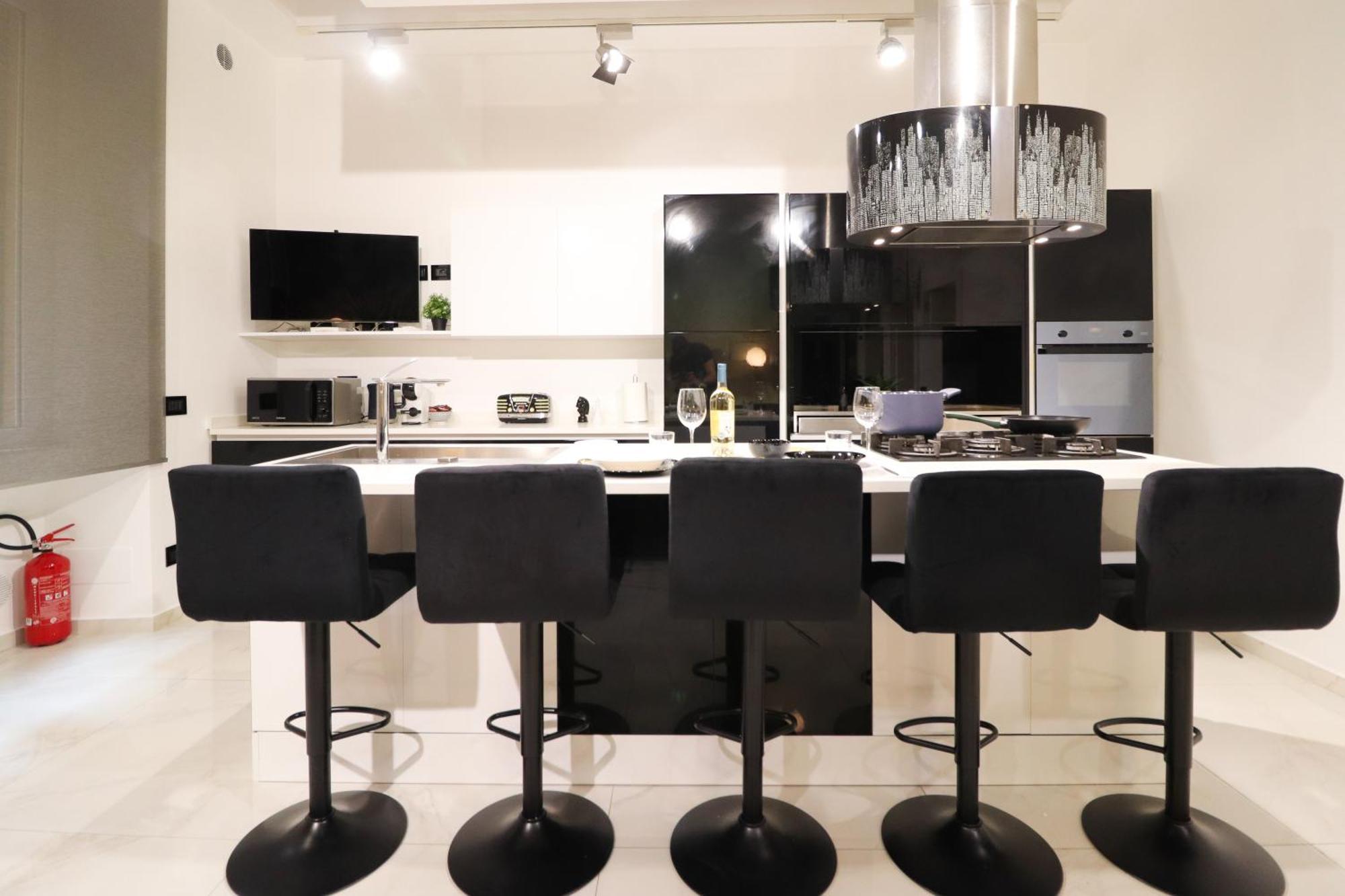 Apartment Flora- Loft Luxury - Tra Colosseo E Santa Maria Maggiore - Metro Rome