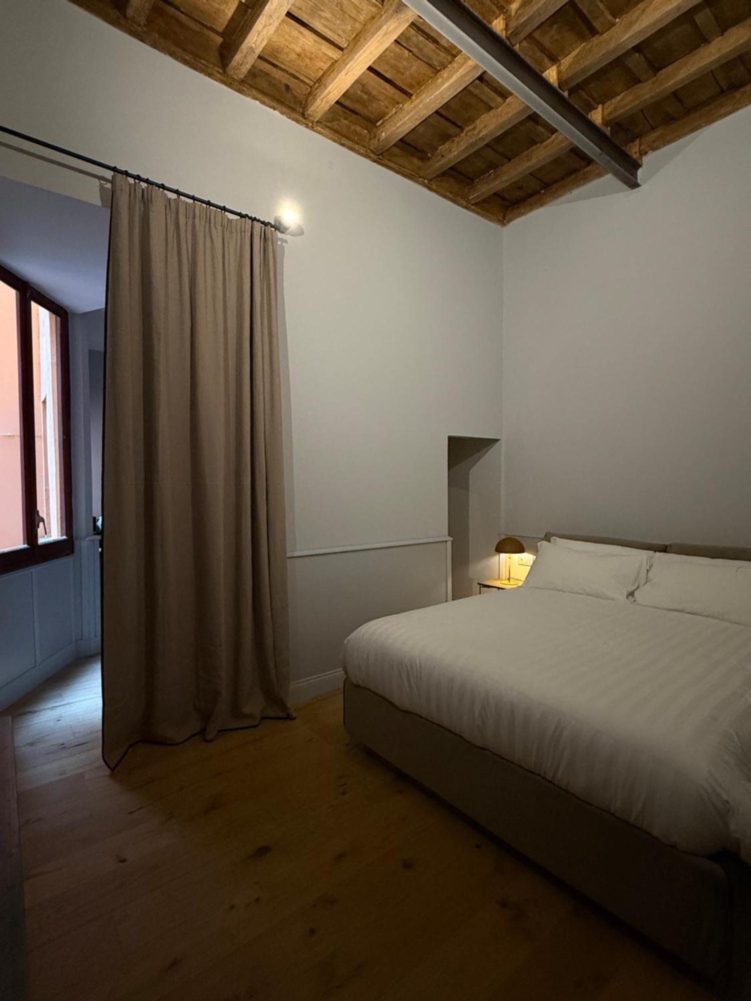 Spiriti 3, New Opening Piazza Di Pietra Apartment