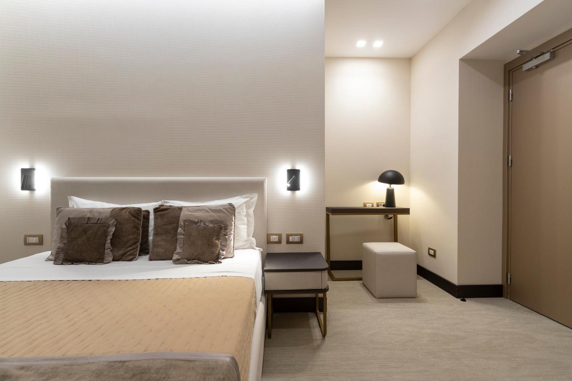 San Carlo 4*