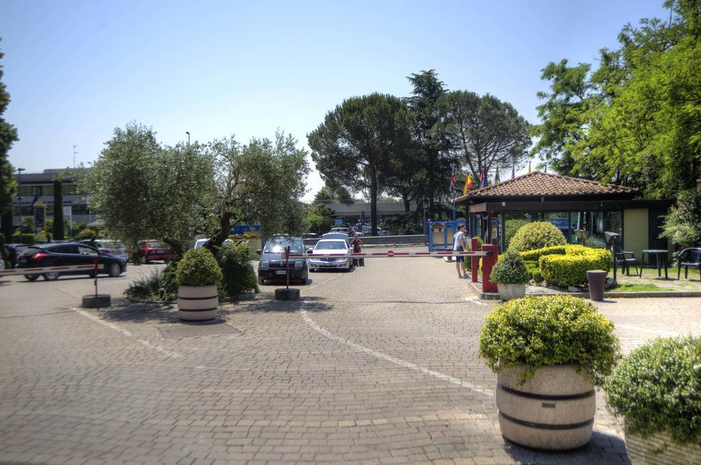 Campsite Flaminio Village Park