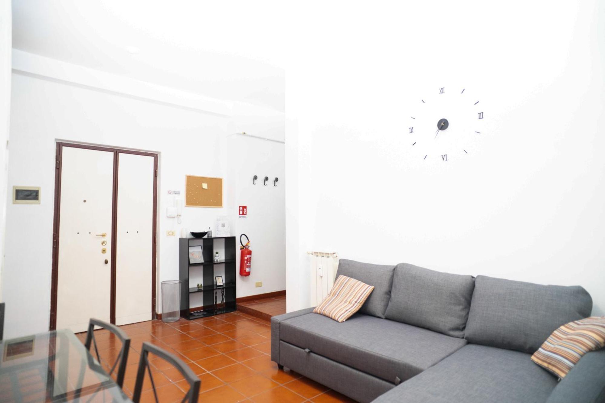 Modern And One-bedroom, 10 Min From Colosseum Apartment *