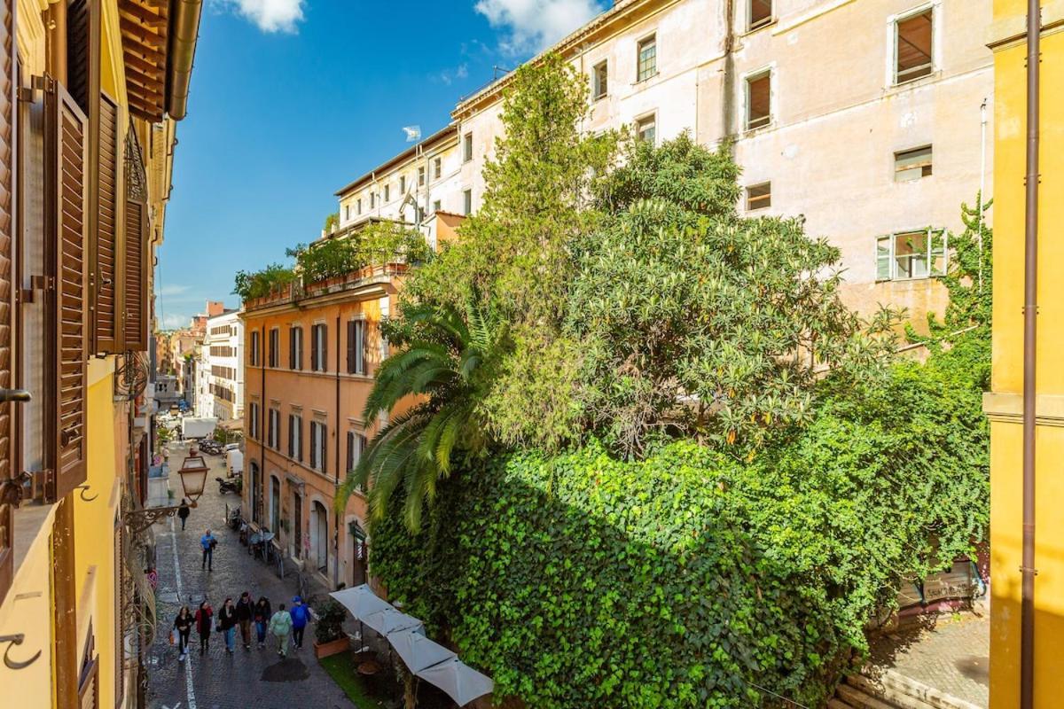 Monti 40 * Roma