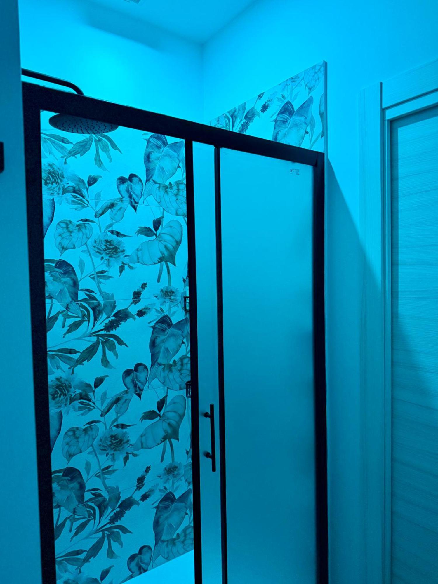 Holi Apartment *