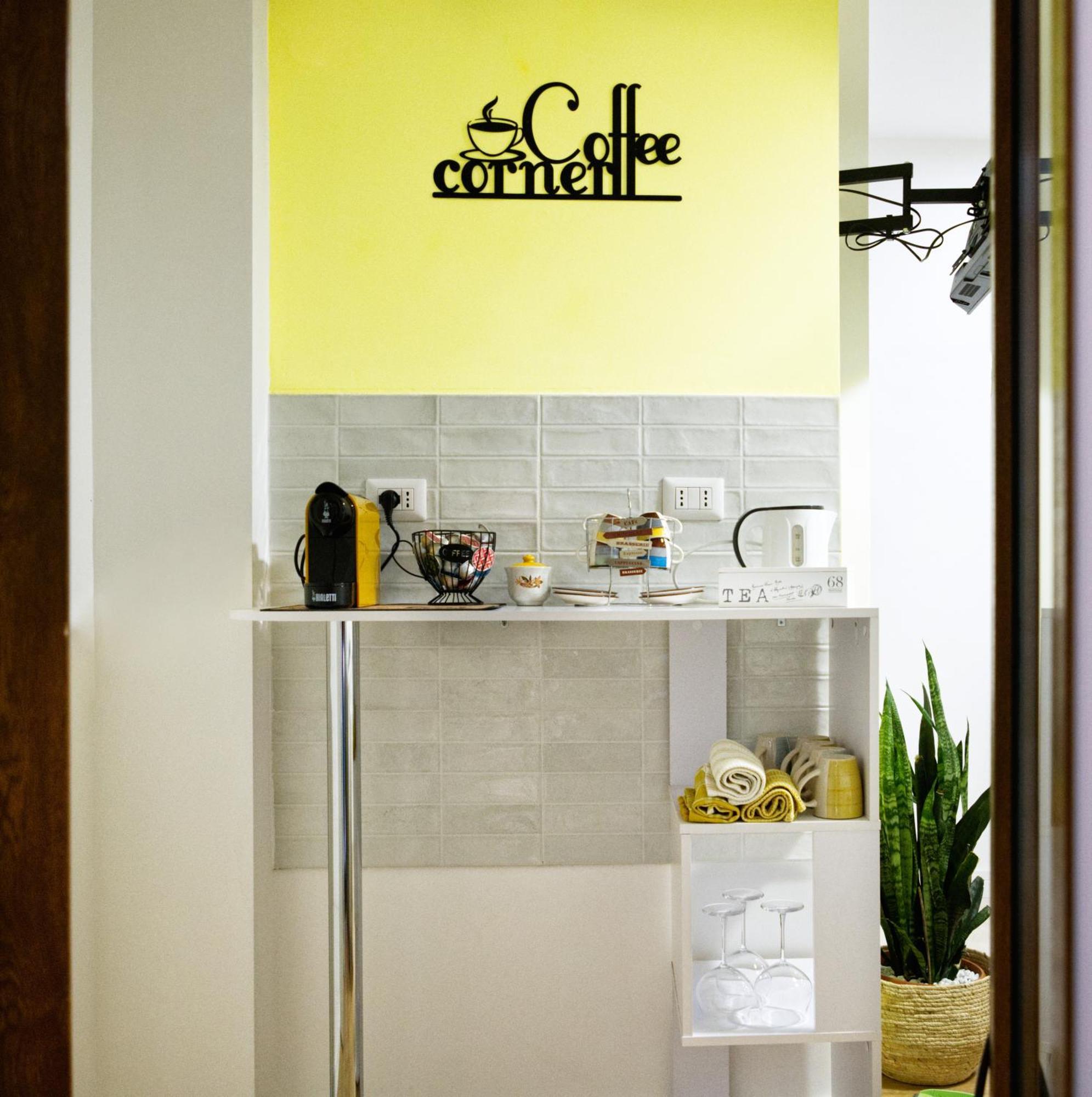 3 Passi Da Metro Marconi Apartment *