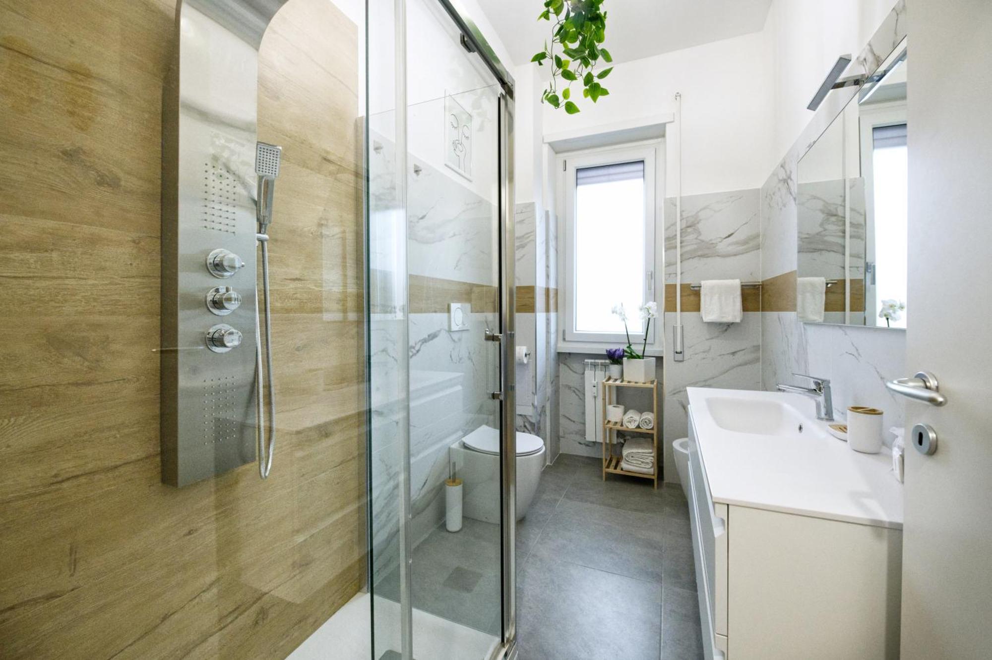 3 Passi Da Metro Marconi Apartment *