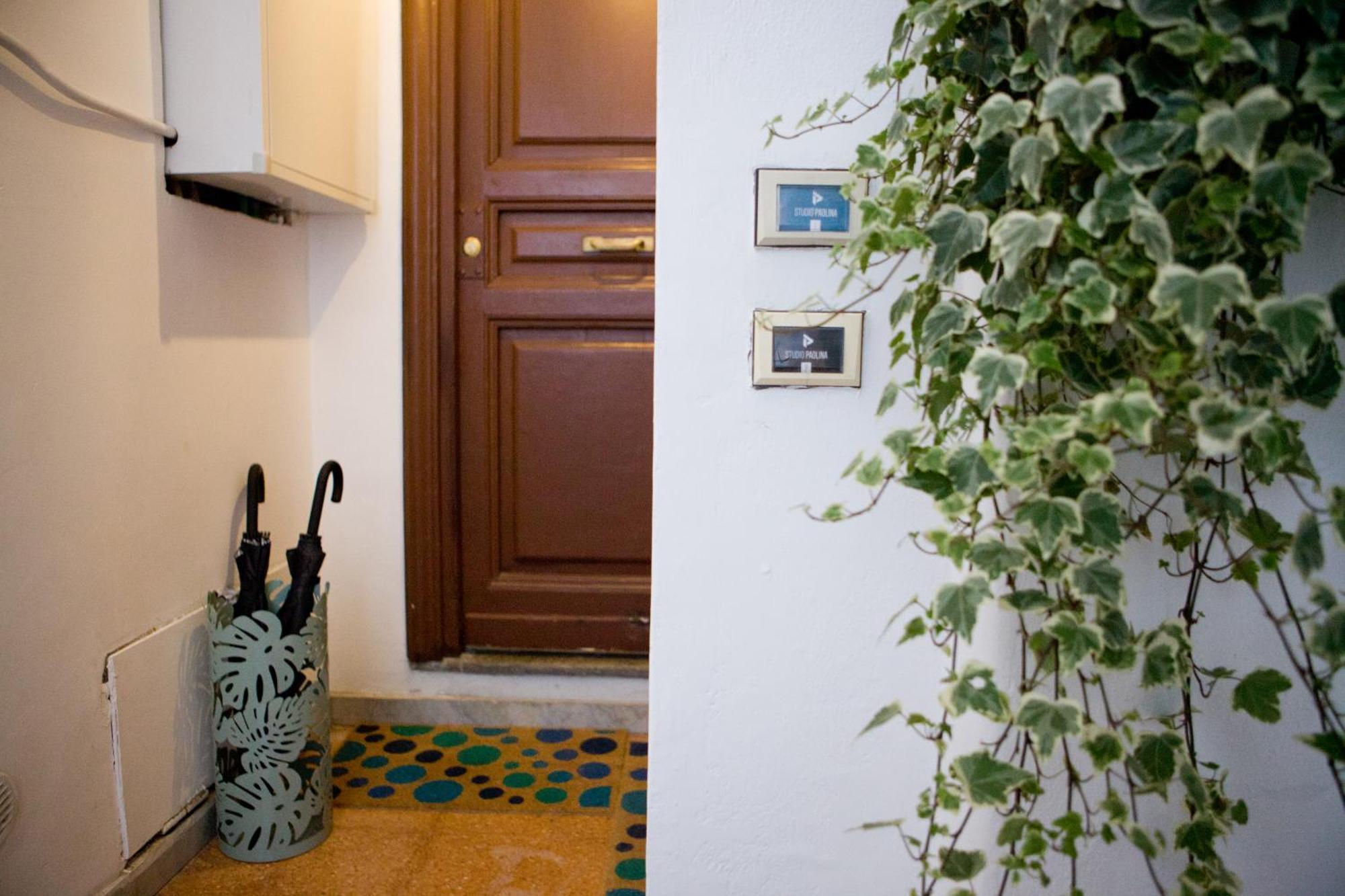 Private Modern Paolina Center Rome