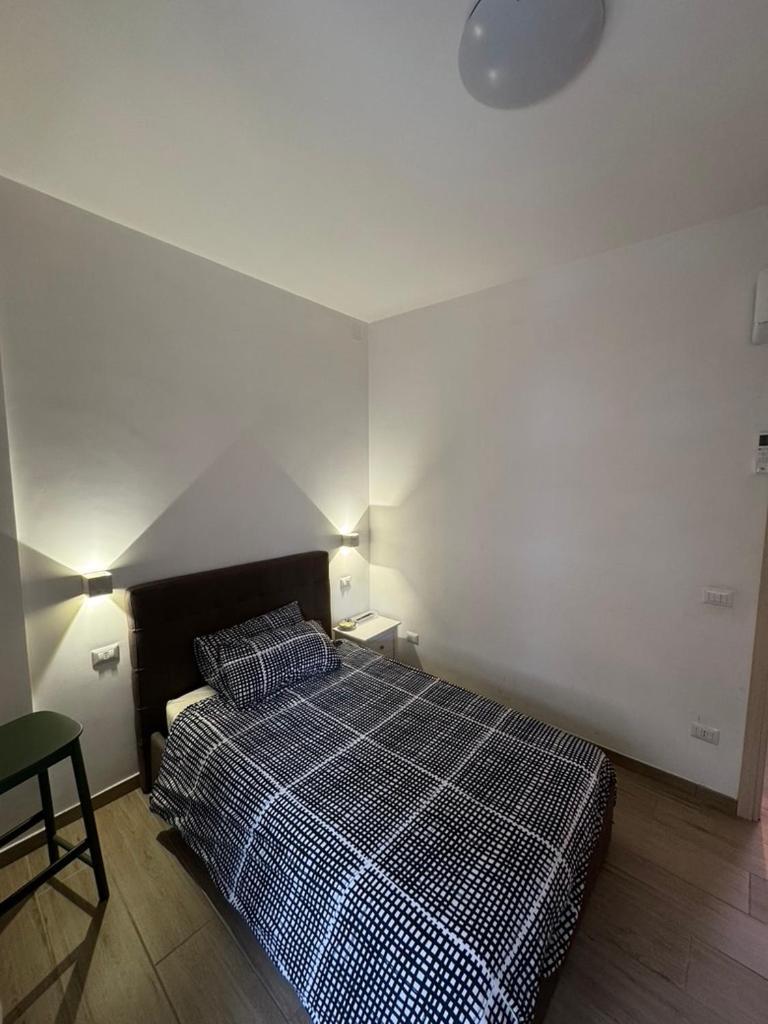 Grazioso Tiburtina - 3 Bedrooms Apartment Rome