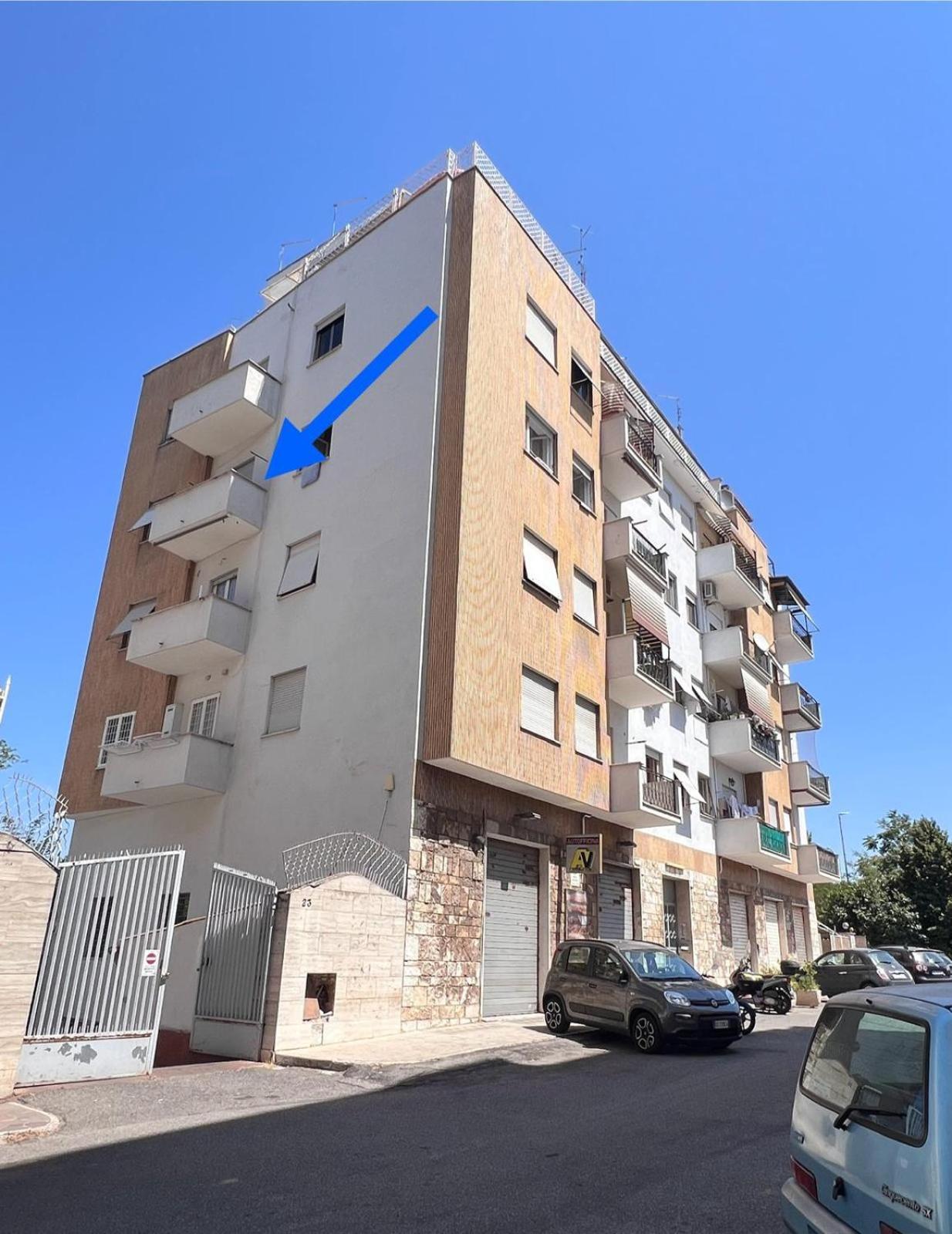 Grazioso Tiburtina - 3 Bedrooms Apartment Rome