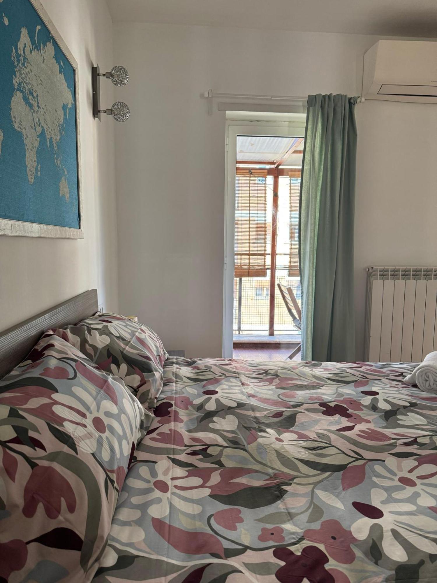 Splendido Attico Con Terrazza A Trastevere Rome