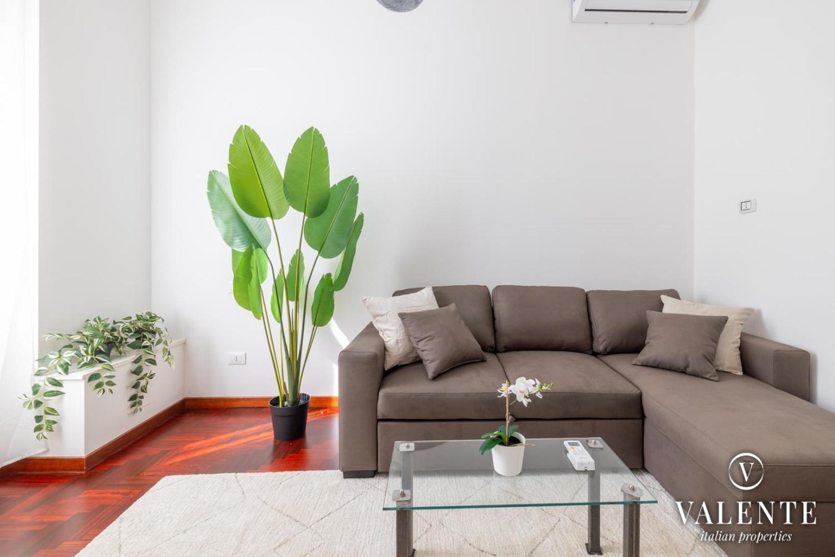 Comfy And Elegant Apartment