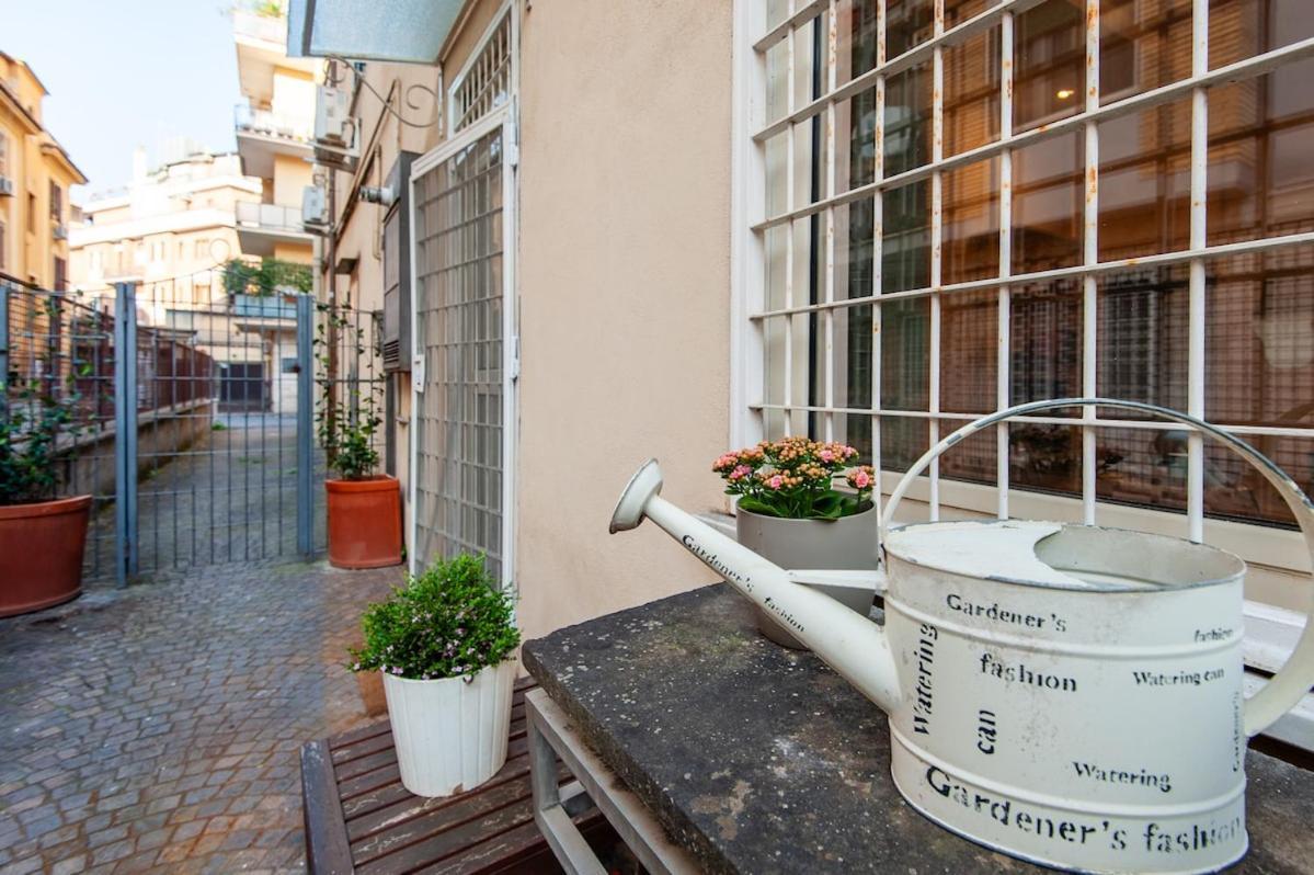 Ponte Milvio, Loft With Patio Holiday home