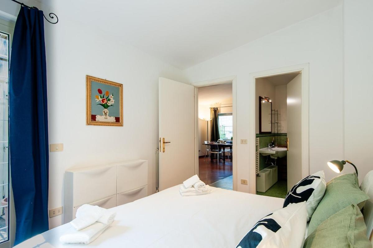 Ponte Milvio, Loft With Patio Holiday home Rome