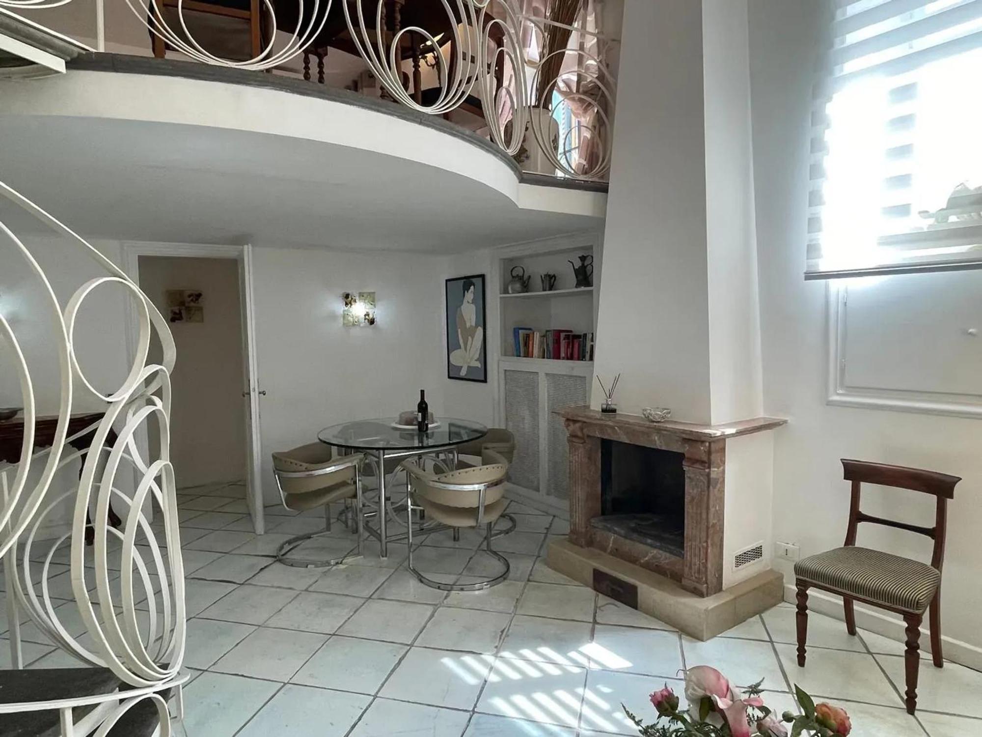 Apartment Comfortable In The Heart Of 65m² View *