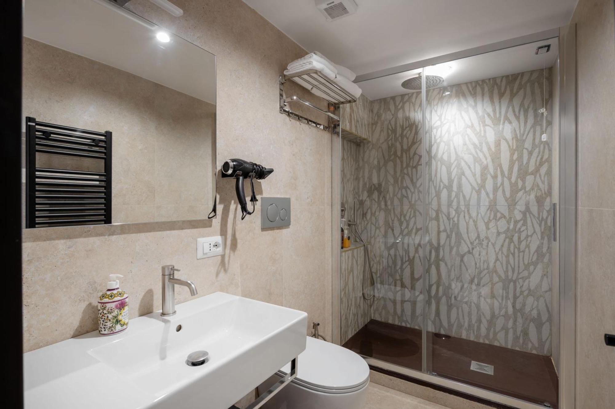 Guest house Joyful 148 Luxury Powered By Joyful Termini Boutique *