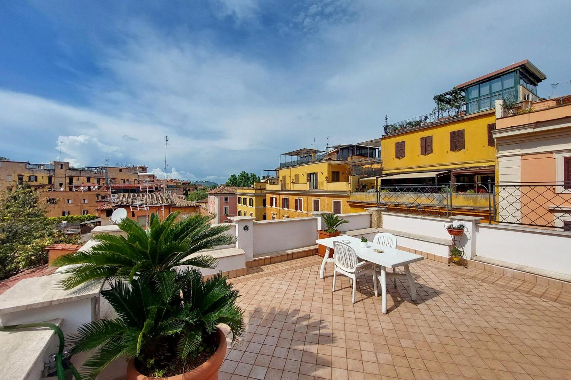 Magic Trastevere On Roof Terrace Homestay Rome