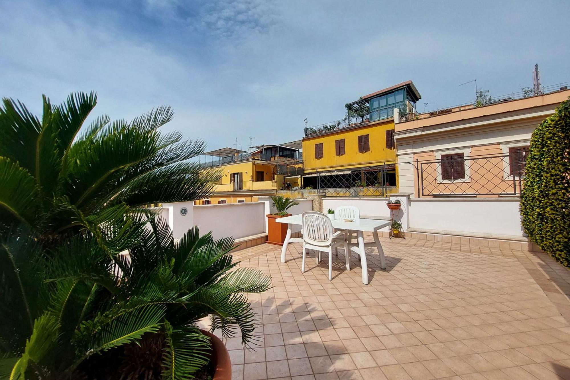 Magic Trastevere On Roof Terrace Rome