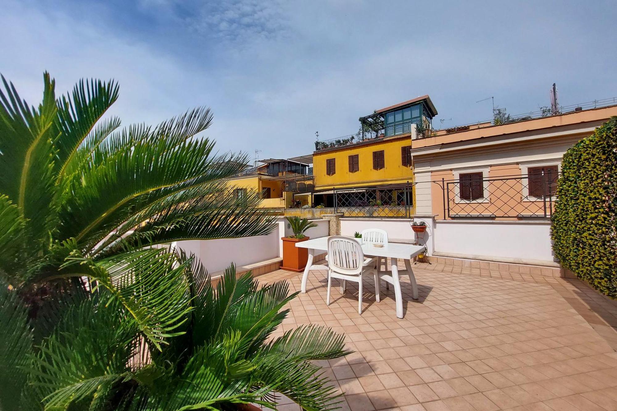 Magic Trastevere On Roof Terrace Rome