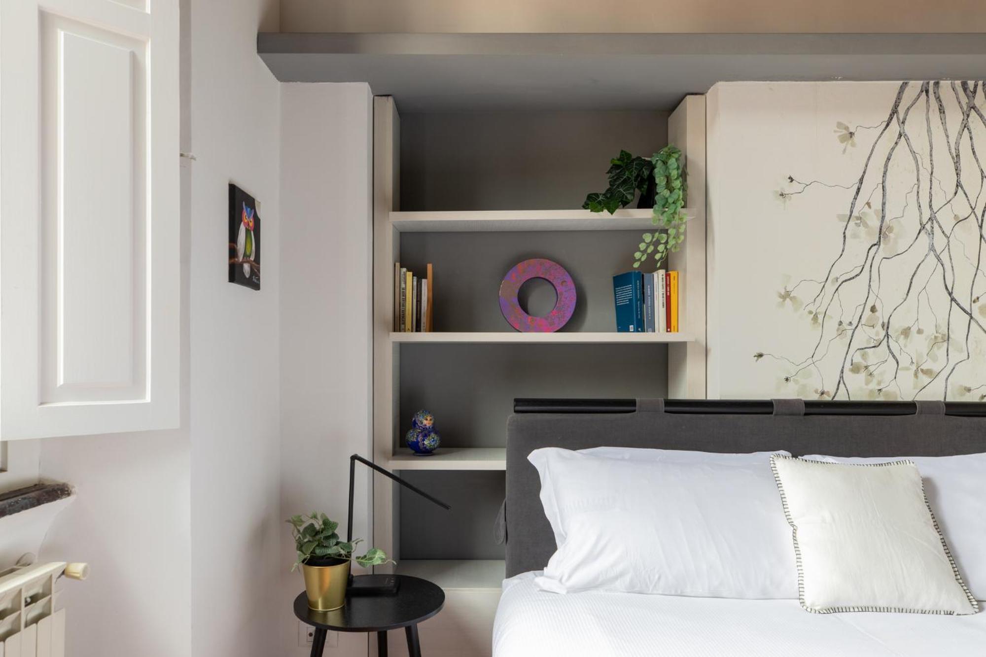 Iflat Trevi Charm, Elegant & Comfy Escape Apartment *