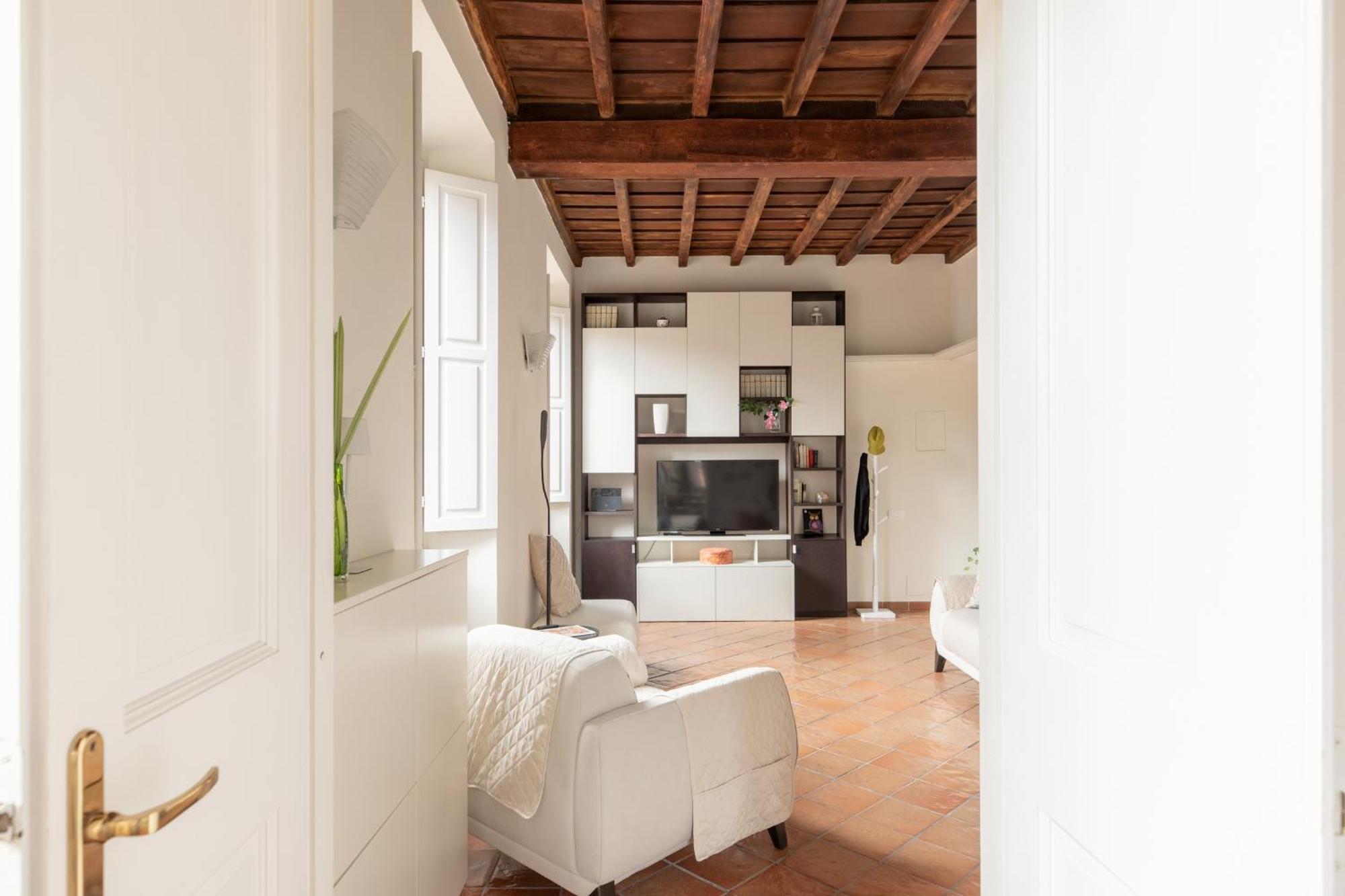 Iflat Trevi Charm, Elegant & Comfy Escape Rome