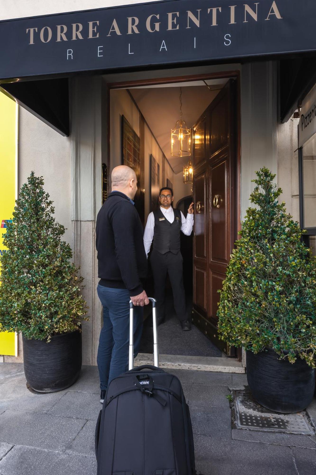 Guest house Torre Argentina Relais - Residenze Di Charme 3*