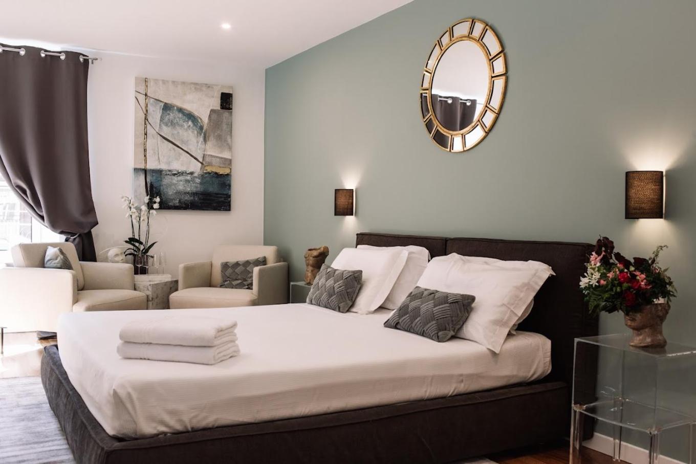 Fellini Design Guest house 2*