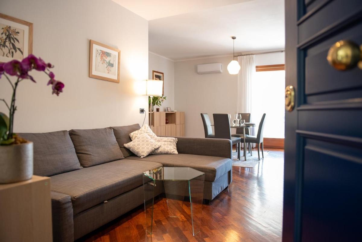 Appartamento Intero Eur Torrino Nuovo Lifehome