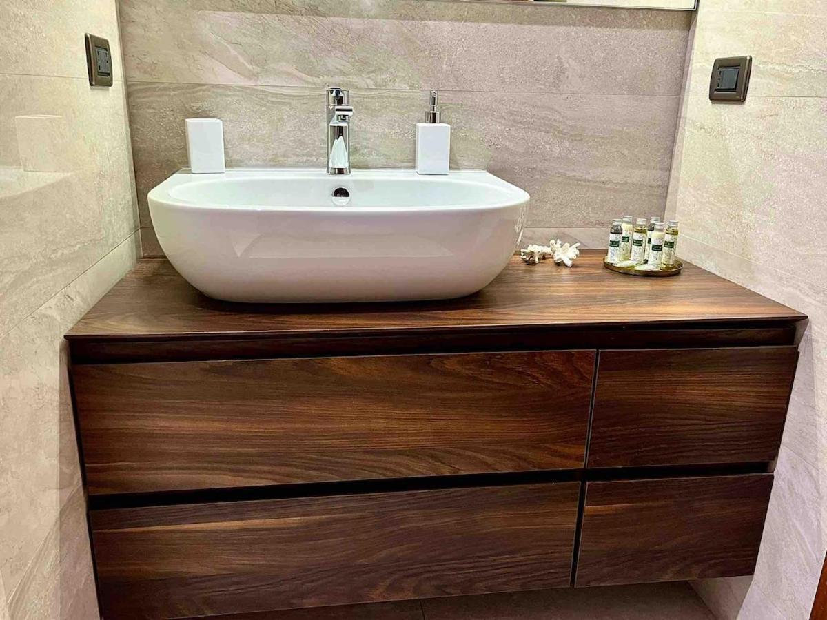 Appartamento Intero Eur Torrino Nuovo Lifehome *
