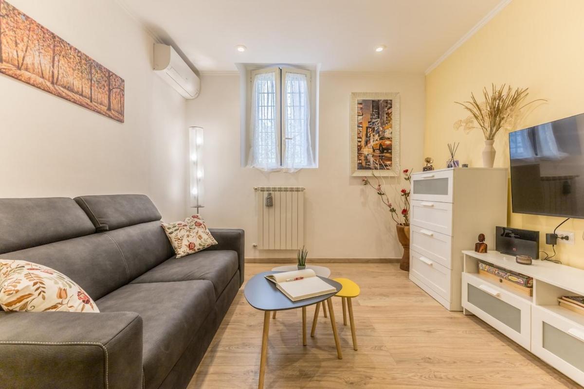 Apartment Trilocale Vicino Metro B Con Self Check In E Wi-fi Rome