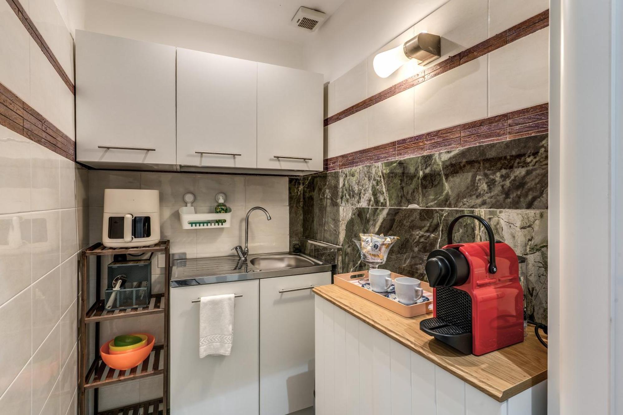 Spanish Step Dream & Cozy Casa Guest house