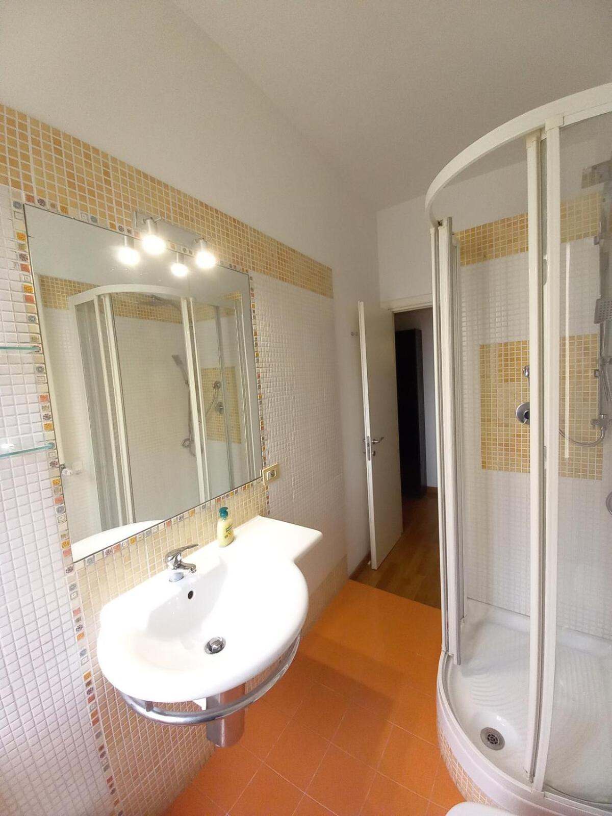 Apartment Center Near Colosseum And Metro A Rome