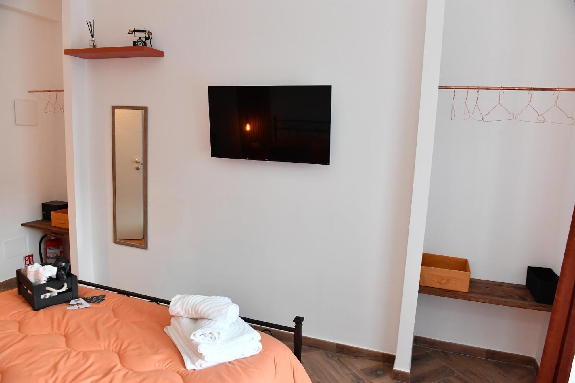 Nest House Bed & Breakfast