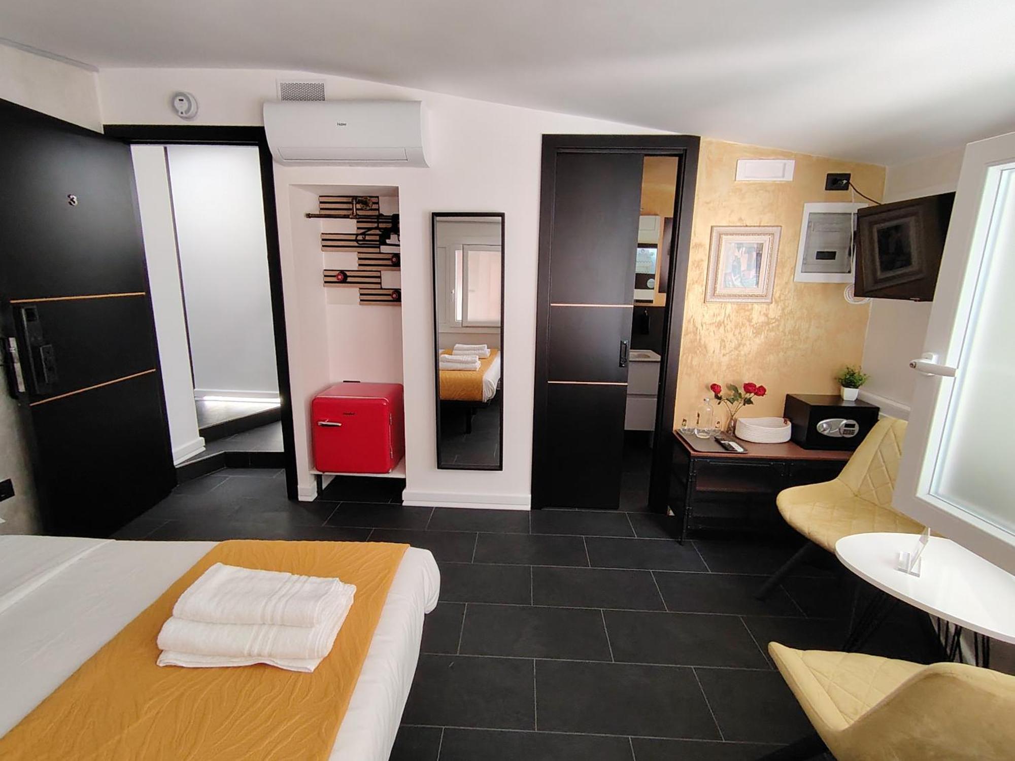 Guest house Le Regine - - Adult Only
