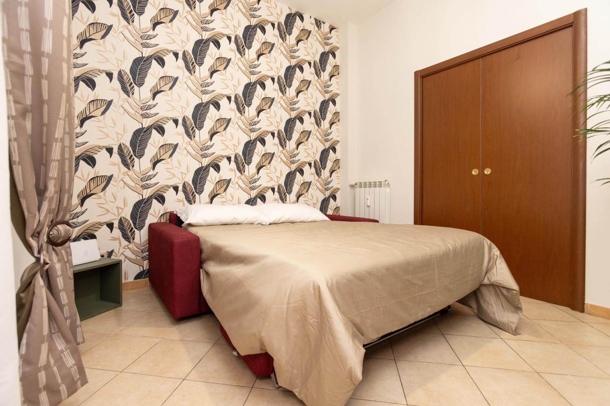 Casa Di Latta * Rome