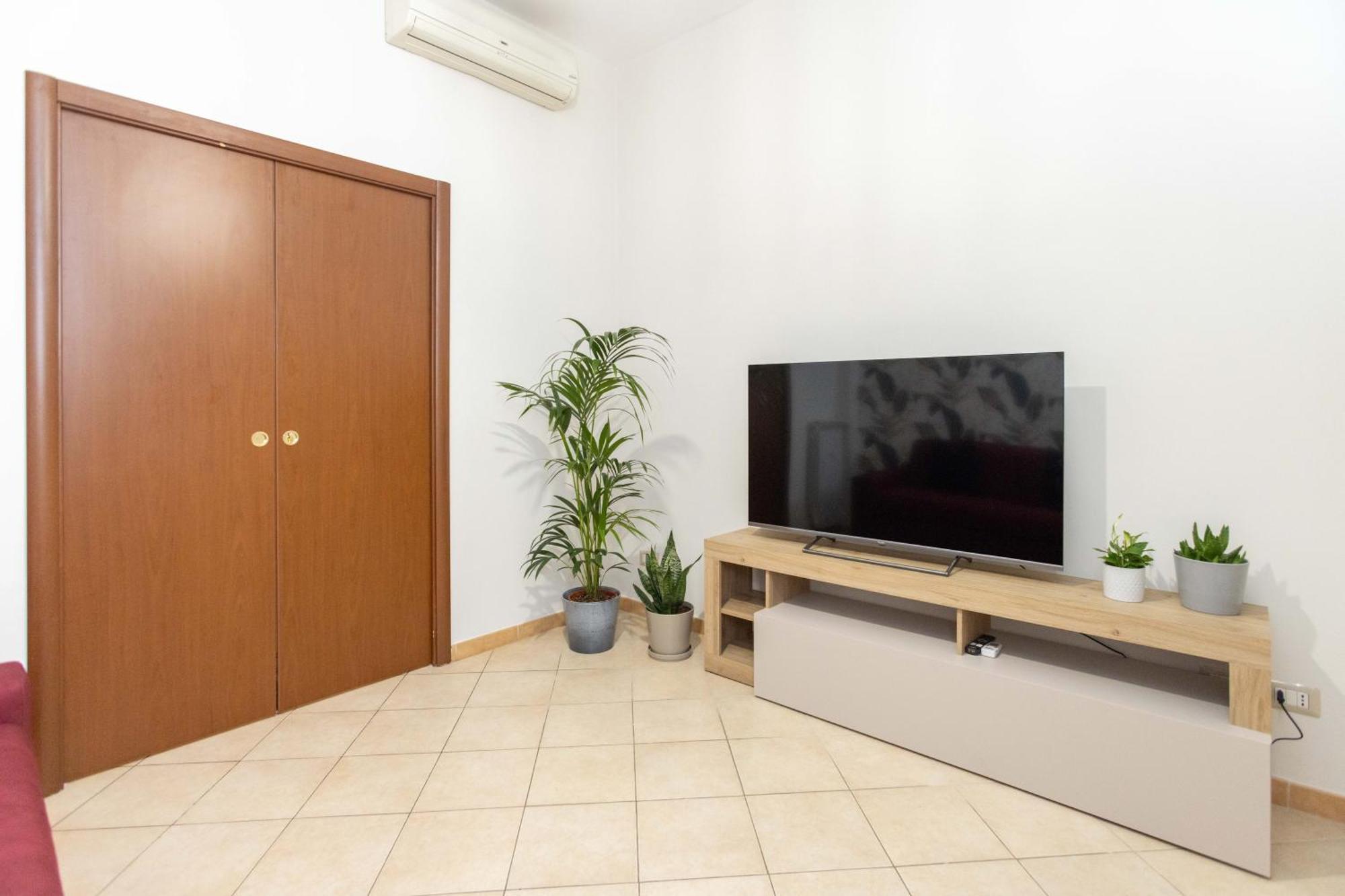 Casa Di Latta * Rome