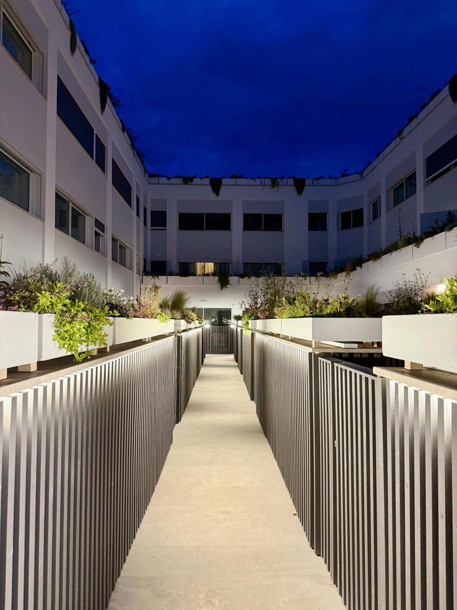 Apartment With Private Courtyard - Colosseum & Forum