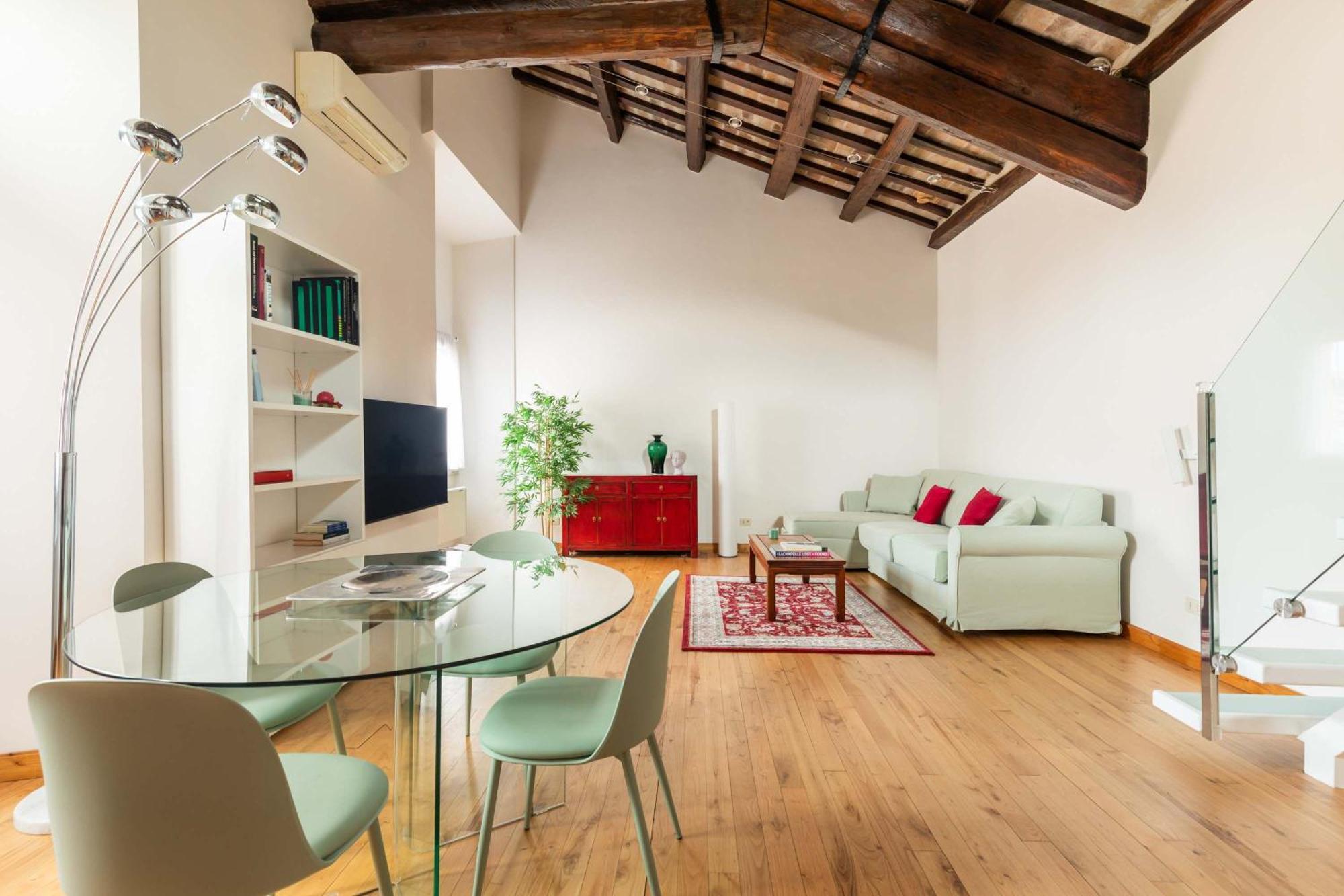 Historic Palazzo Altieri Loft By Romeloft Apartment