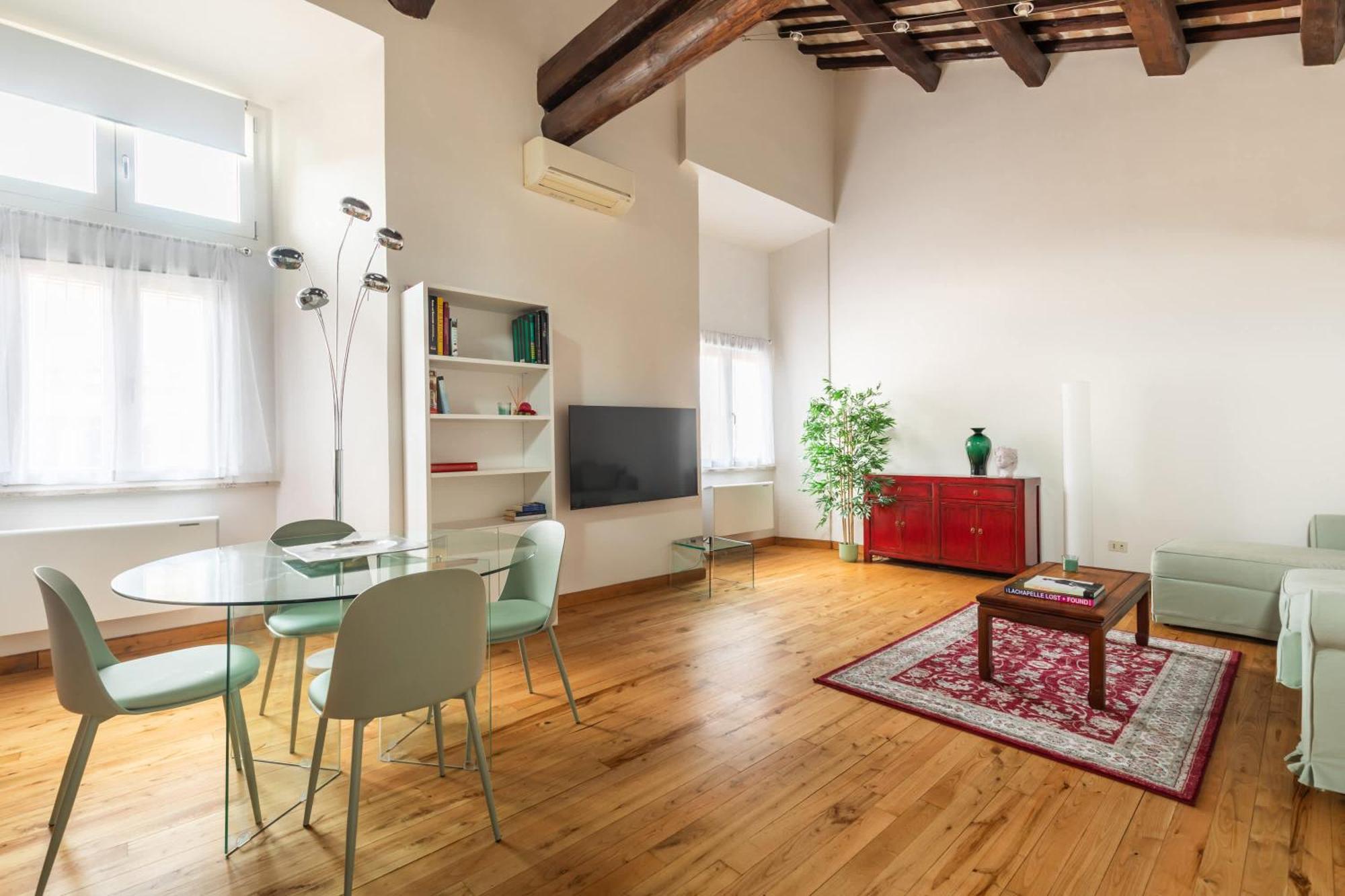 Historic Palazzo Altieri Loft By Romeloft Apartment *