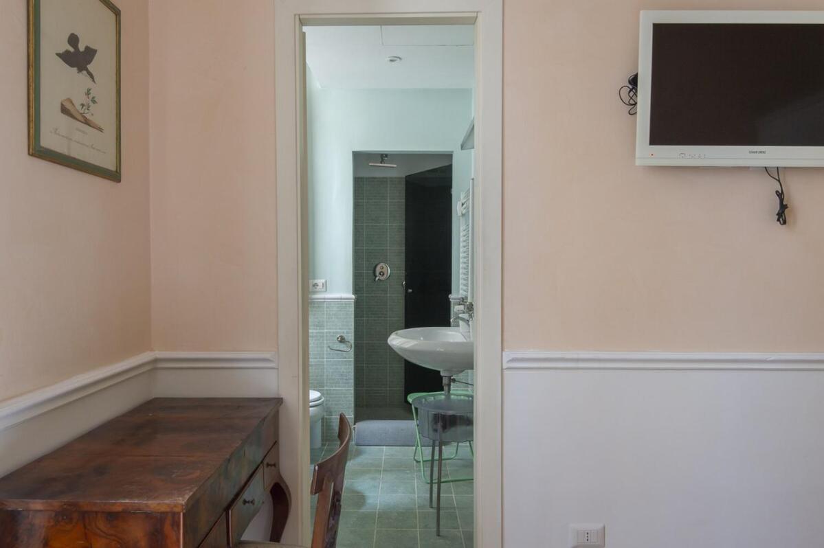 Apartment Vatican Luxury Three Bedroom Rome