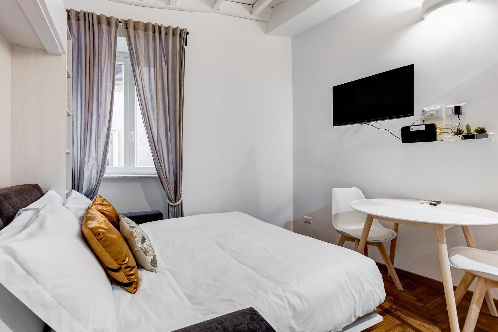 Trastevere One By Ghor * Rome