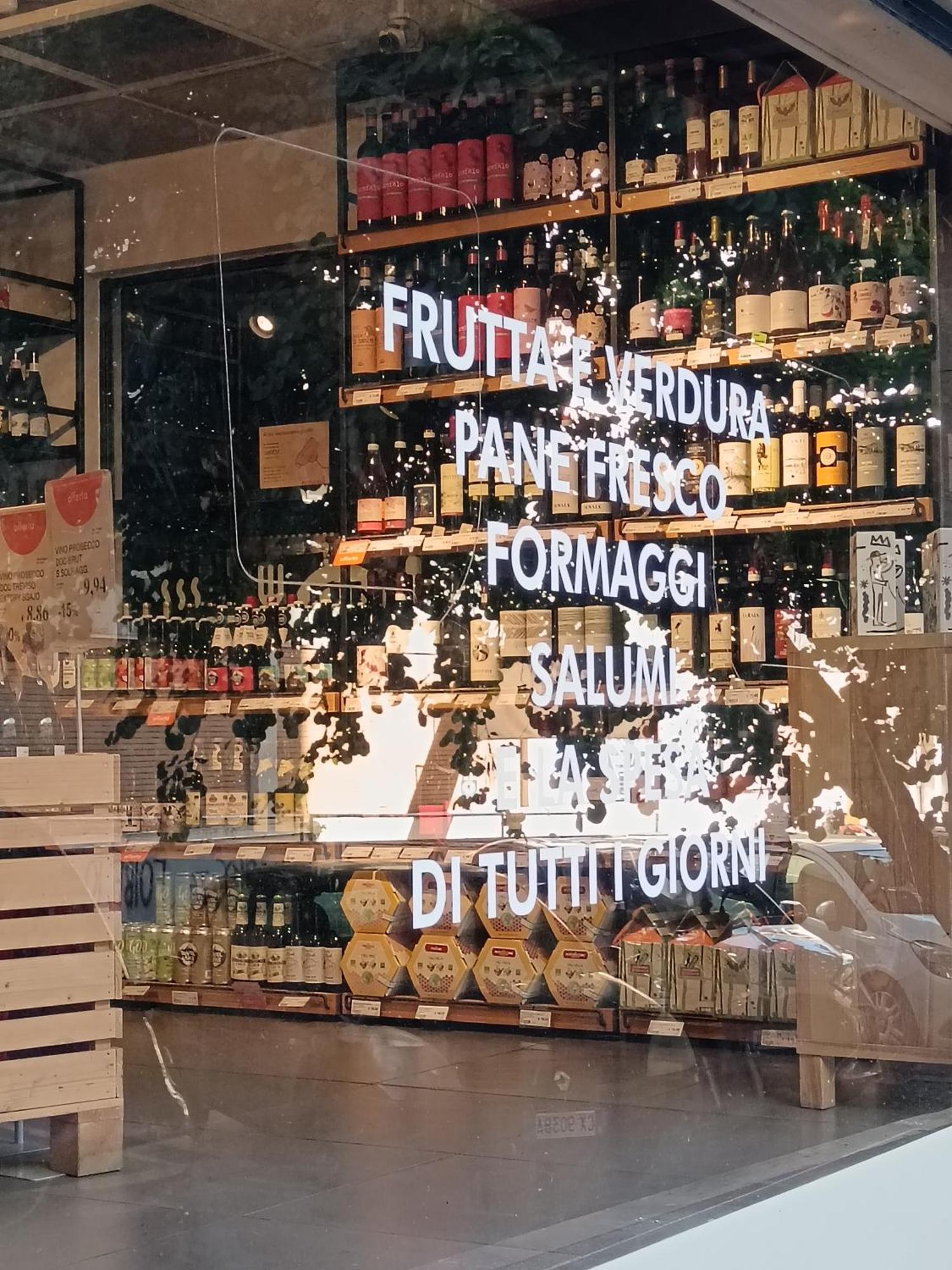 Ecohouse & Bioveg Cafe Rome