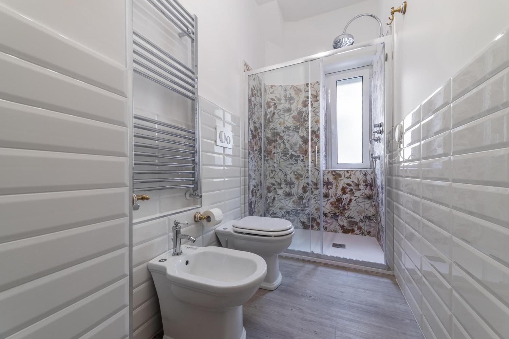 Vatican Shabby Double Bedrooms * Rome