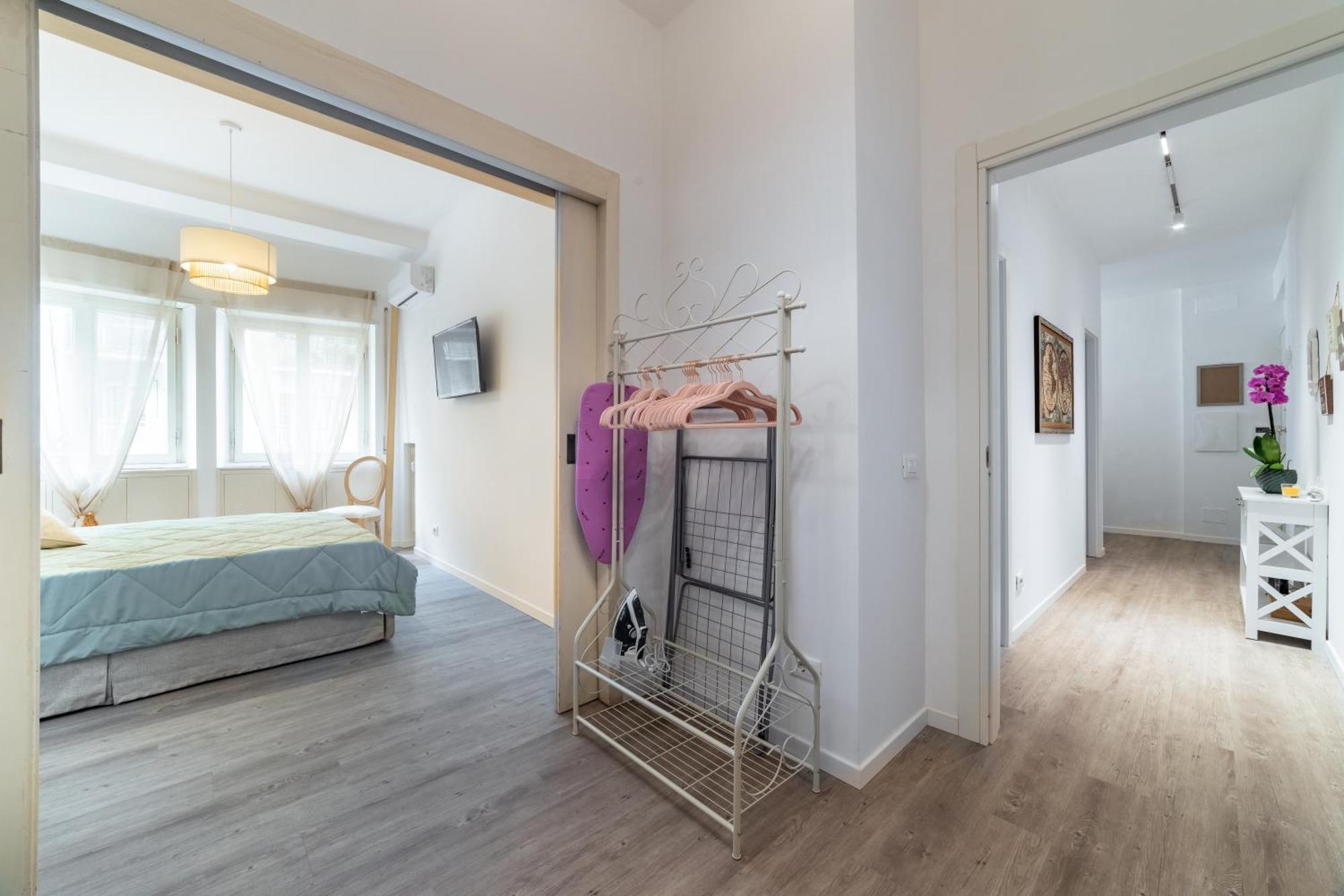 Vatican Shabby Double Bedrooms * Rome